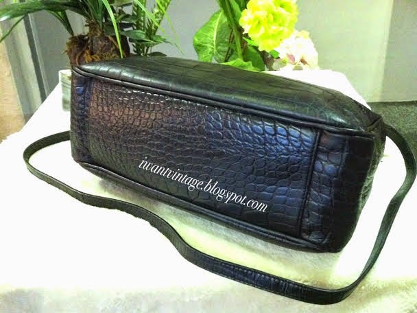 I Want Vintage | Vintage Designer Handbags: Furla Croc Embossed Leather