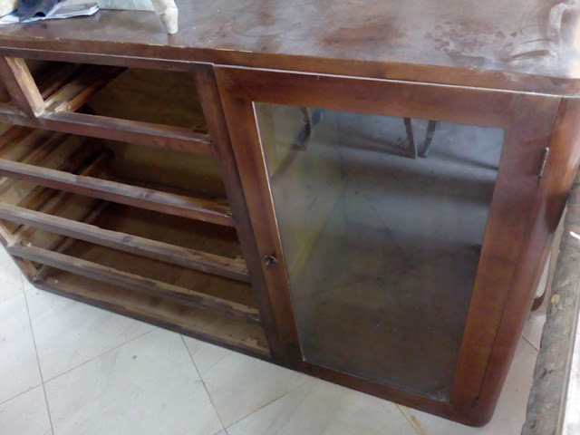 Αφιέρωμα: Μπουφές! Αρκούδα καφέ ... "τρέχα και βάψε" τον ξύλινο μπουφέ 28 Annie Sloan Greece Αφιέρωμα: Μπουφές! Αρκούδα καφέ ... "τρέχα και βάψε" τον ξύλινο μπουφέ 28 Annie Sloan Greece