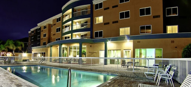 Among Tampa hotels, the Courtyard by Marriott Tampa Oldsmar is the ideal oasis on the road for all travelers. The Bistro offers space to Eat. Drink. Connect.