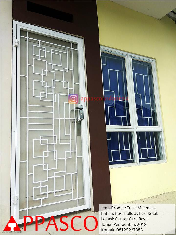 20 Pintu Hollow Minimalis