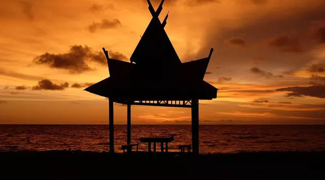 Keindahan Pantai Tanjung Penghujan di Pangkalanbun | Mei's Unique Blog