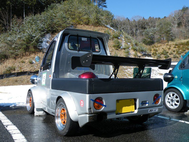 Daihatsu Midget II, dziwne, szalone, samochody, mało spotykane, unikalne, japońska motoryzacja