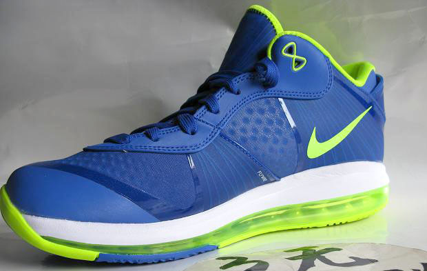 The Fly Fyles: Lebron 8 V2 Low