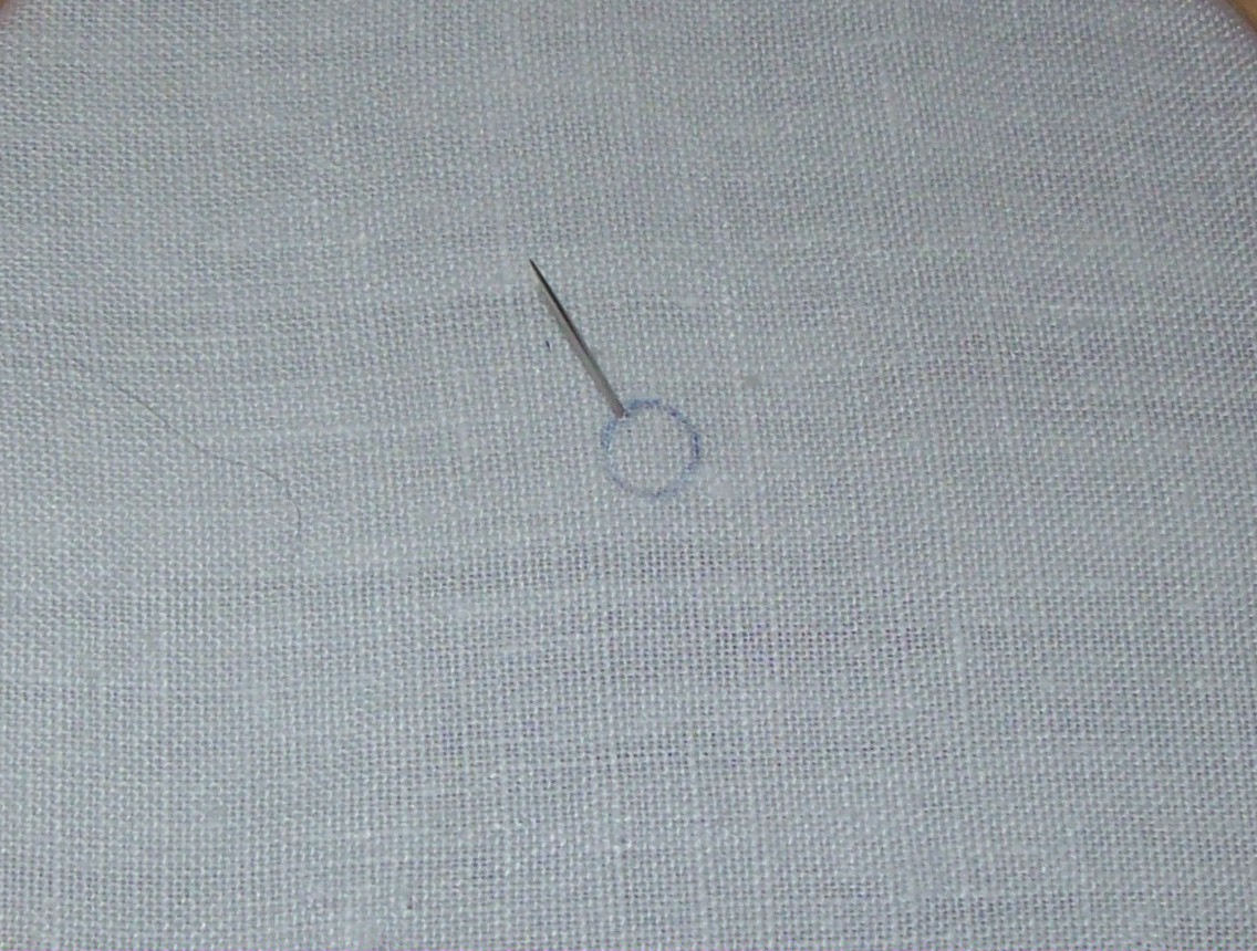 Daniela Mendola Lazy Daisy Stitch Punto Margherita