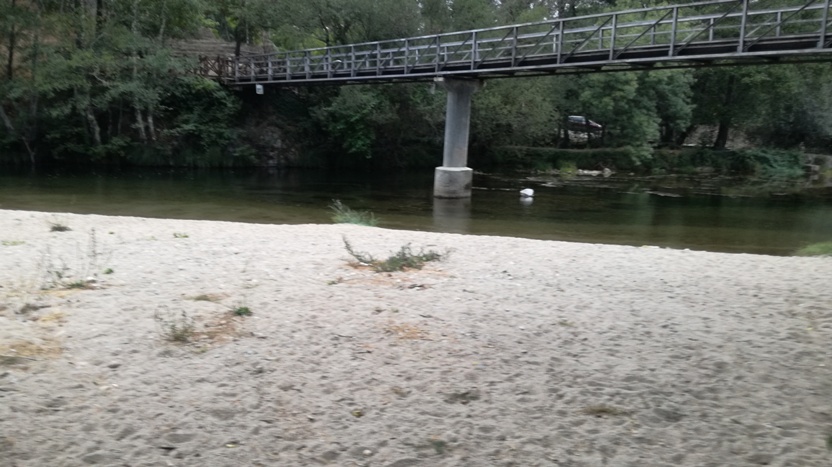 Areal Praia Fluvial do Ourondo Areal Praia Fluvial do Ourondo