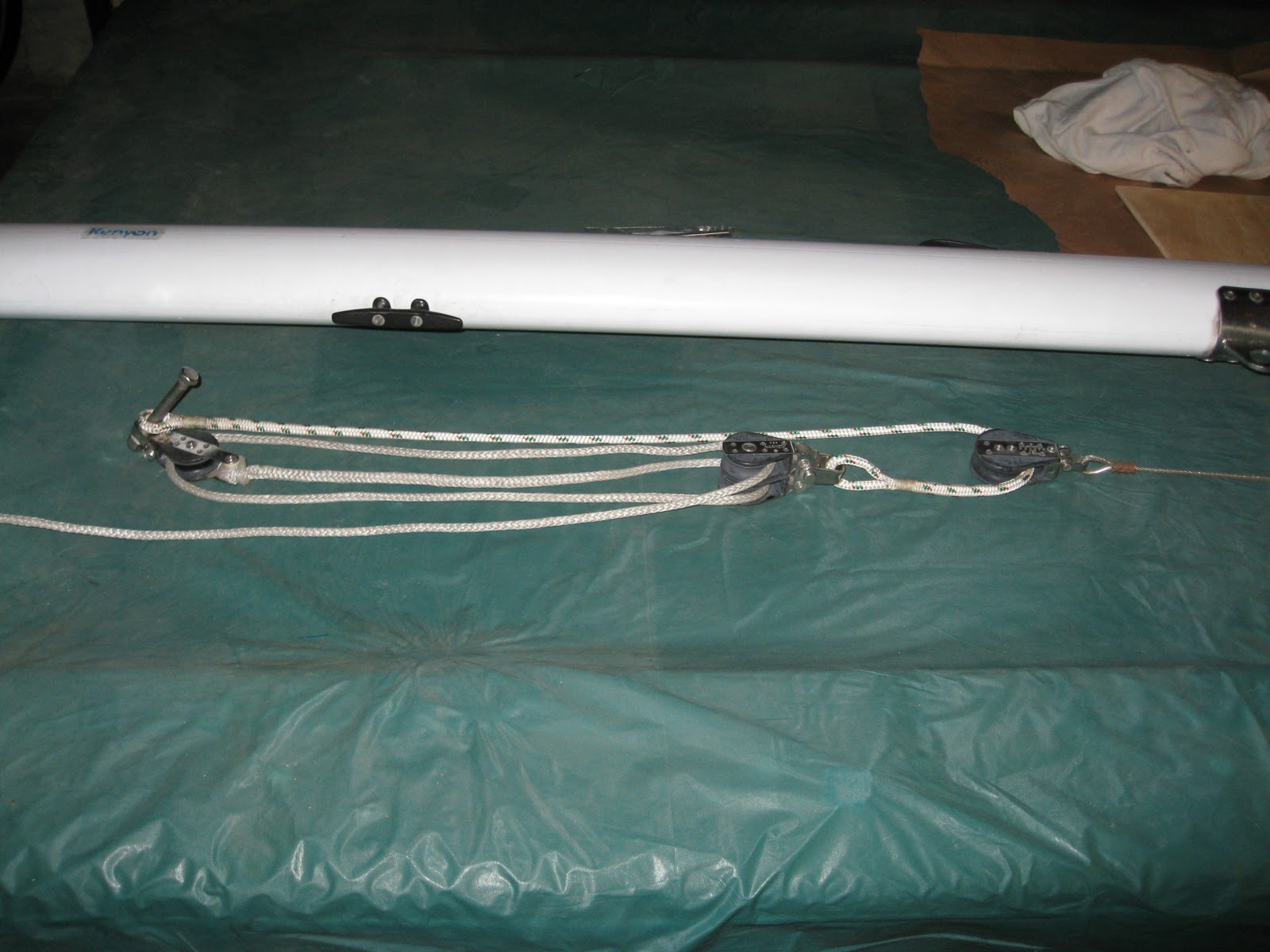 HULLABALOO J/30 HULL 443 OUTHAUL REPAIR