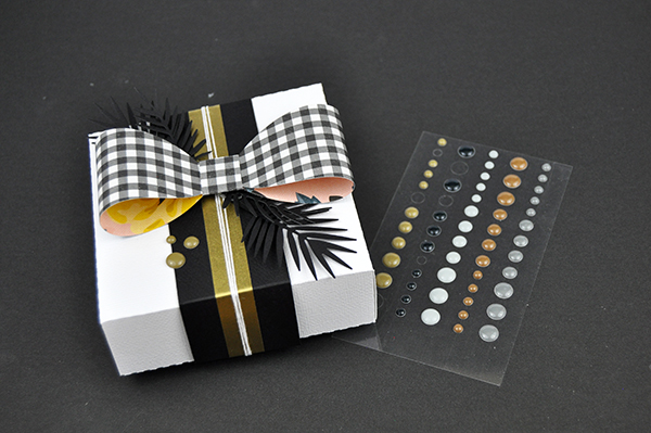 Father's Day die cut Gift Boxes by Jen Gallacher for www.jengallacher.com #fathersday #giftbox #jengallacher #diecutting Father's Day die cut Gift Boxes by Jen Gallacher for www.jengallacher.com #fathersday #giftbox #jengallacher #diecutting