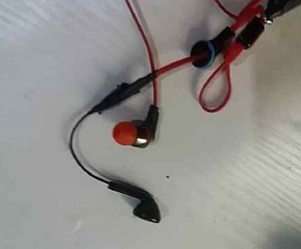 Cara Memperbaiki Headset Putus