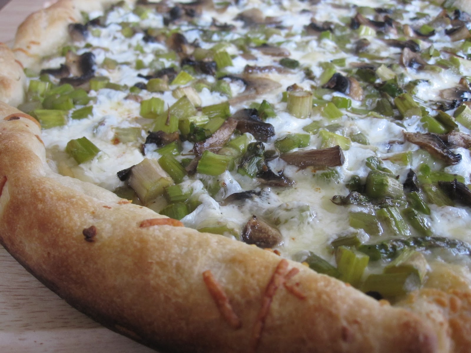 Mushroom and Asparagus Pizza