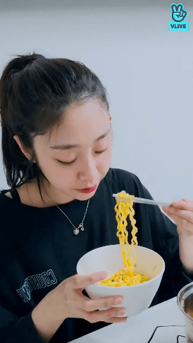 러블리즈 뚜뚜V앱 서지수