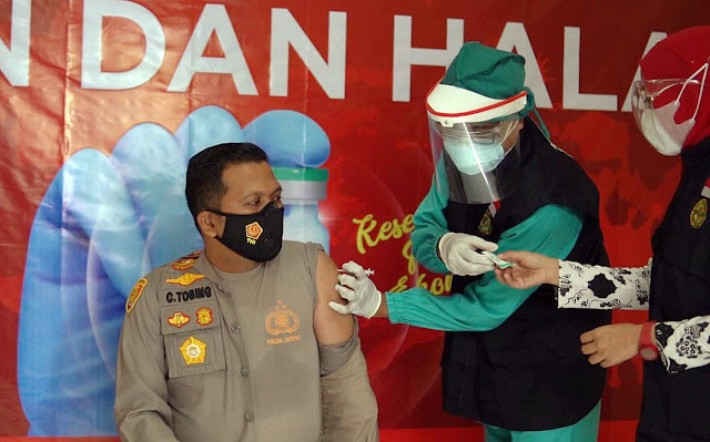 Kapolres Wonogiri Jalani Vaksinasi Covid-19 Bersama Seluruh Jajaran Forkopimda