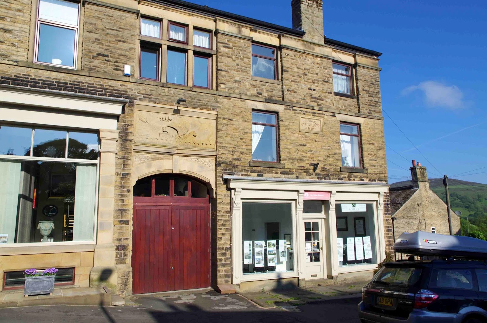 Out & About Hayfield and the Secret Swimming Pool.