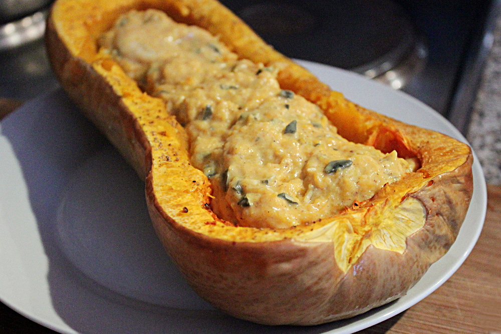 This Vegan&amp;#39;s Life Blog: Rezept: Gefüllter Butternut-Kürbis