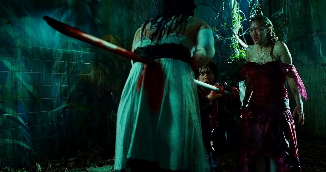 тела ужастик. тела ужастик. меган фокс тело дженнифер. тело студента фильм 2022. аманда сейфрид тело дженнифер.