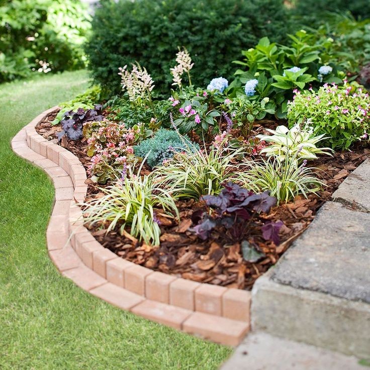 Creativas formas de usar ladrillos en la decoración del jardín