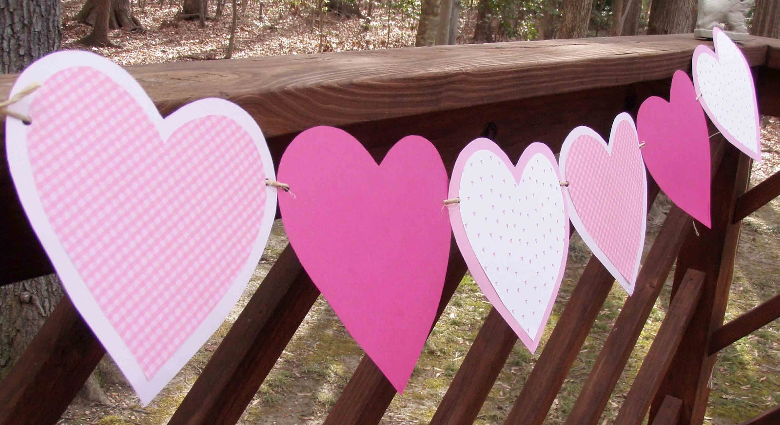 Crack of Dawn Crafts: Valentine's Heart Garland