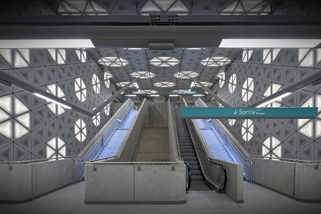 Rennes - Ligne de Métro B - Station Saint-Germain : Pose de la signalétique - Avril 2021 (Photo Semtcar)