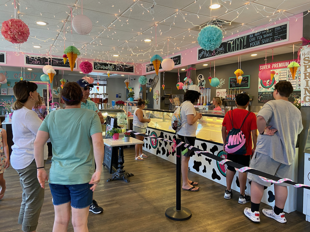 Hither & Yon Scoops Ice Cream Parlor, Kenosha WI