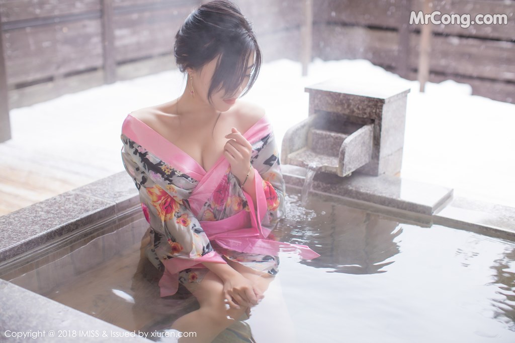 IMISS Vol. 2121: Model Sabrina (许诺) (51 pictures)