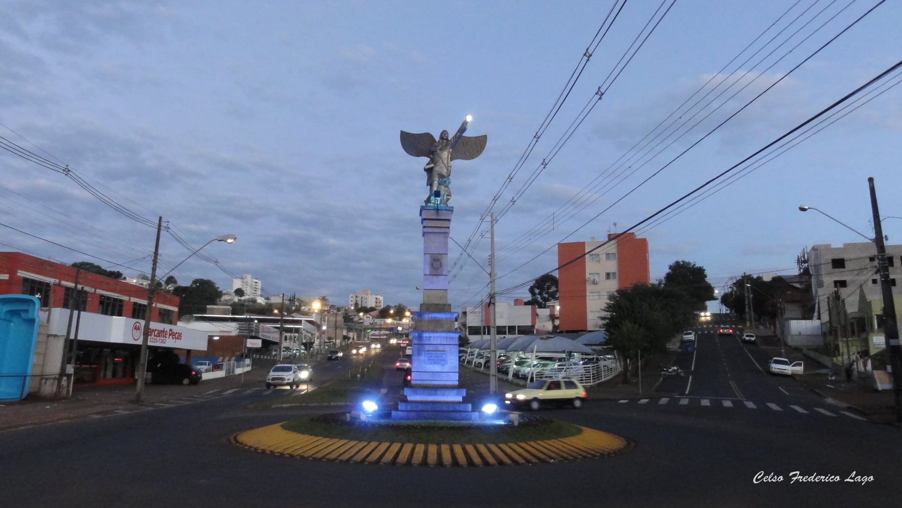 PATO BRANCO na lente ANALÓGICA E