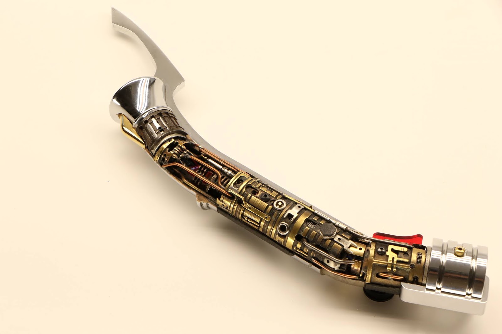 RO-LIGHTSABERS: Darth Tyranus Lightsaber