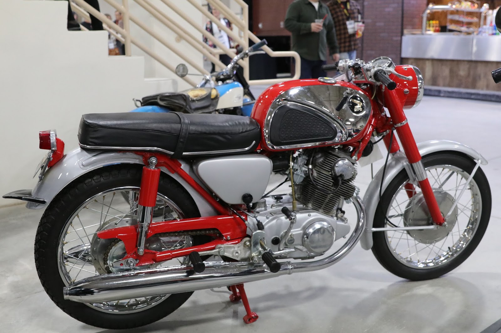 OldMotoDude: 1961 Honda CB72 sold for $10,450 at the 2020 Mecum Las ...