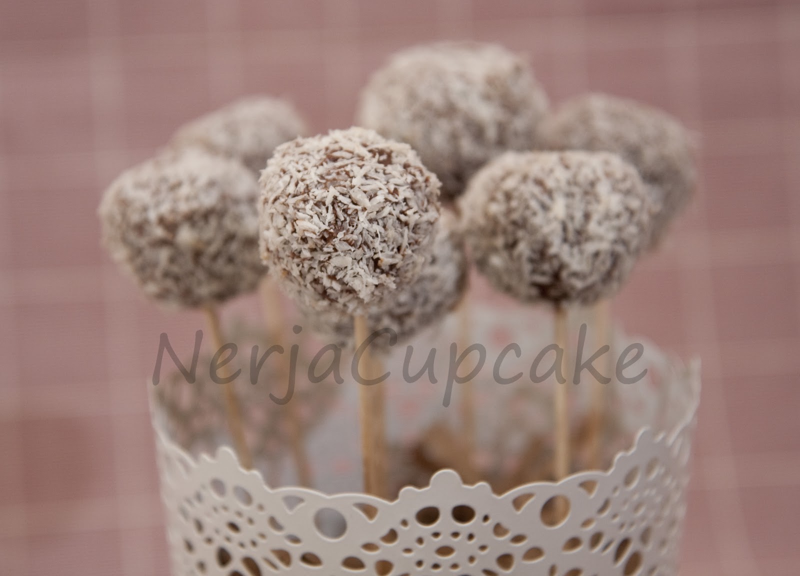 MASTERCHEFMOM Dark Chocolate and Dulce De leche POPSHow to Make ChocolatePOPSStepwise Pictures