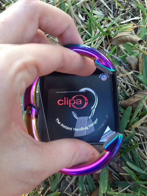 Clipa is the Instant Handbag Hanger + Giveaway - Outnumbered 3 to 1