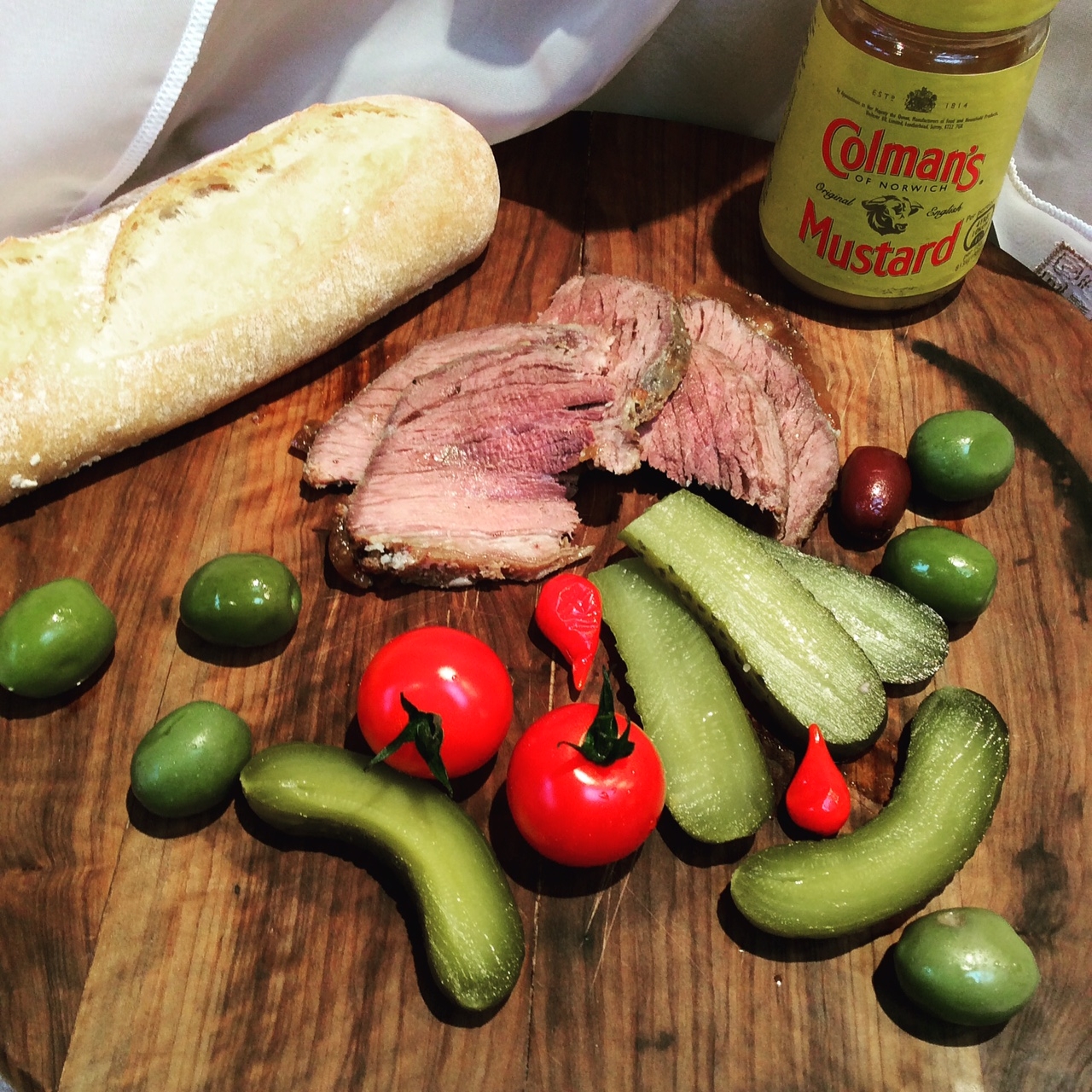 Chez Maximka Roast beef with brown sugar, rum & mustard glaze