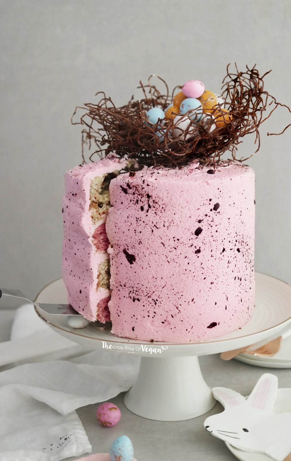 Speckled easter cake with nest recipe (ft DeDietrich) | The Little Blog ...