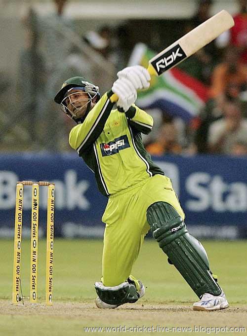 Pakistan Cricketer Abdul Razzaq World Cricket pakistan-cricketer-abdul-razzaq-world-cricket