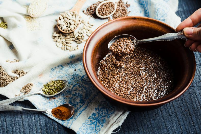 Однодневная диета на льняном семени и кефире — улучшает пищеварение, помогает похудеть