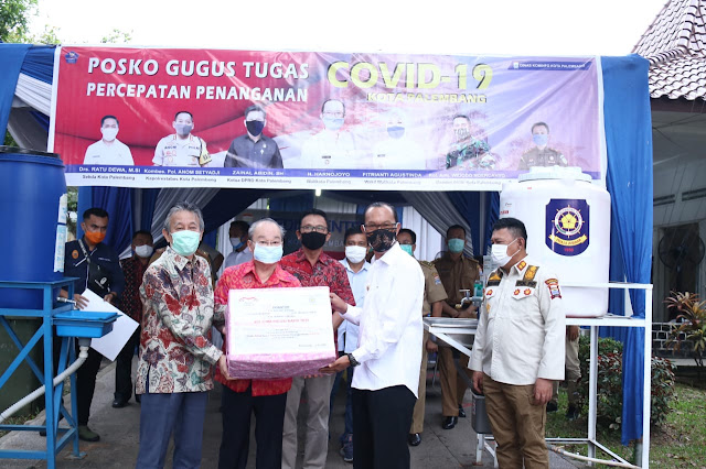 Walikota Palembang Apresiasi Kepada Donatur yang Telah Memberikan Bantuan Dalam Memutus Rantai Penyebaran Covid-19