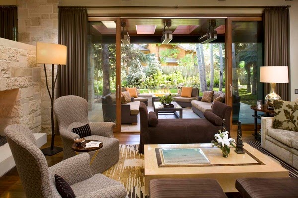 Natural style and soft contrasts