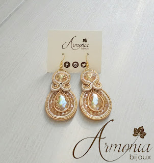 Orecchini soutache oro