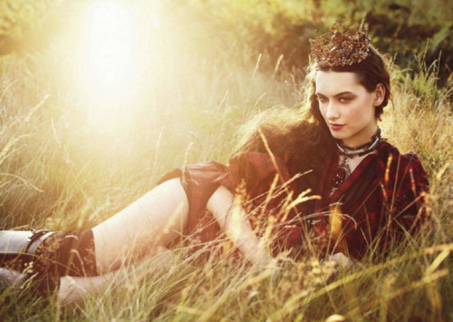 {fashion editorial : tartan & plaid and caledonia dreaming}