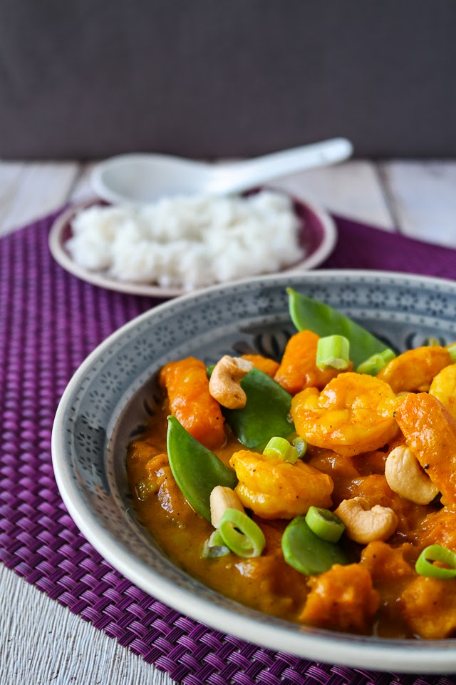 sia´s soulfood foodblog: Kürbis-Garnelen-Curry mit Cashew-Topping