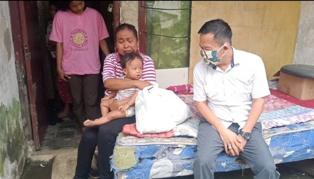 Yuli, Ibu Miskin yang Tak Makan 2 Hari saat Wabah Corona Meninggal Dunia Yuli, Ibu Miskin yang Tak Makan 2 Hari saat Wabah Corona Meninggal Dunia