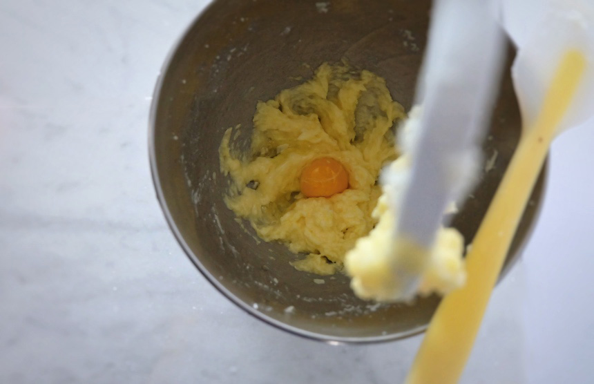 Buttermilk Chocolate Chip Crumb Cupcakes The Bake Dept