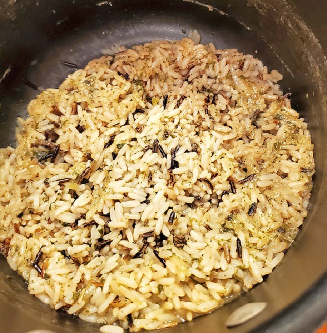 this is a stovetop pan of wild rice