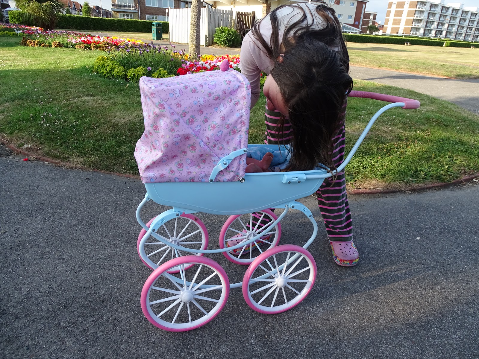 baby annabell carriage