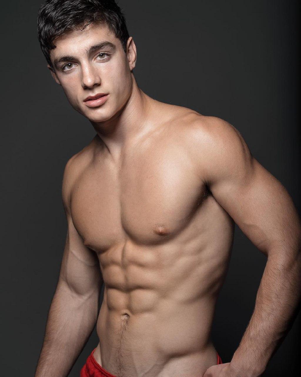 The Hottest Male Models: KEITH LAUE