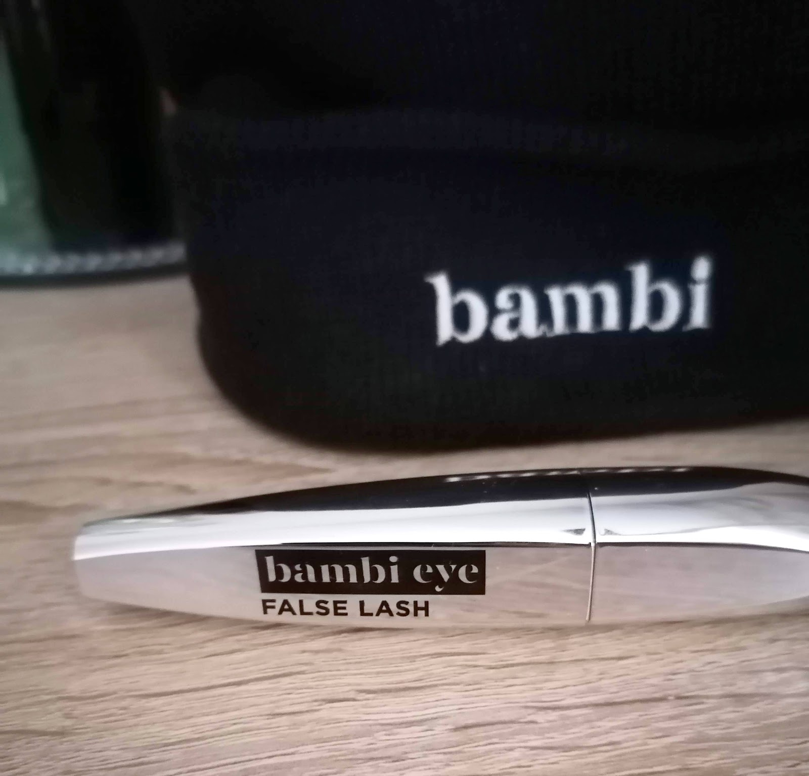 Le nouveau mascara BAMBI EYE & l'eyeliner MATTE SIGNATURE de L'Oréal