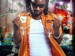 The Miami Style Blog: Local Miami Rapper : Bizzle