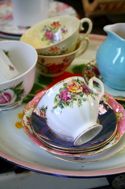 Madelief The Vintage Teacup club