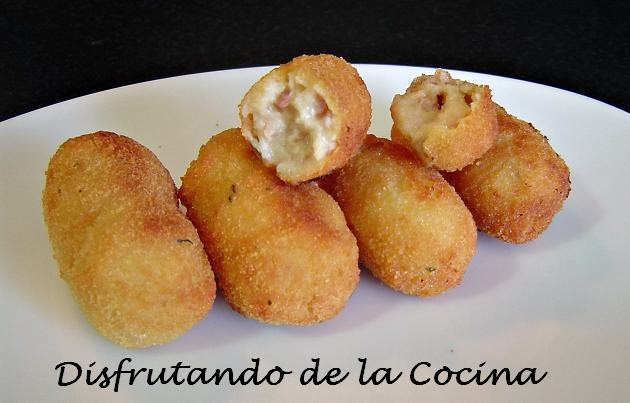 CROQUETAS CASERAS DE JAMÓN Y POLLO