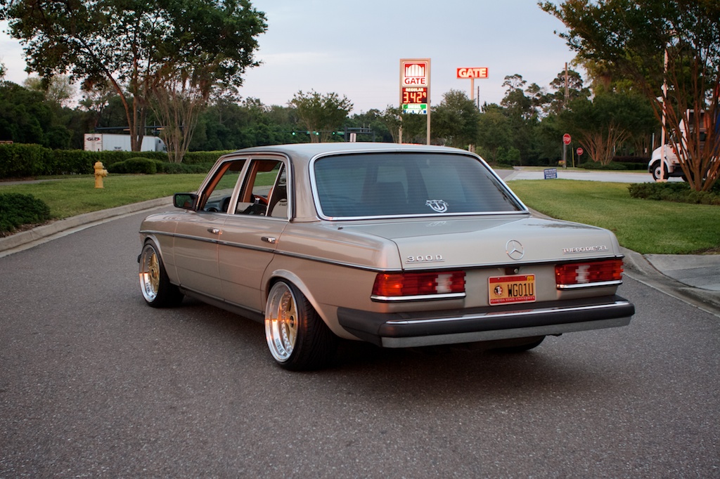 Mercedes w123 r17