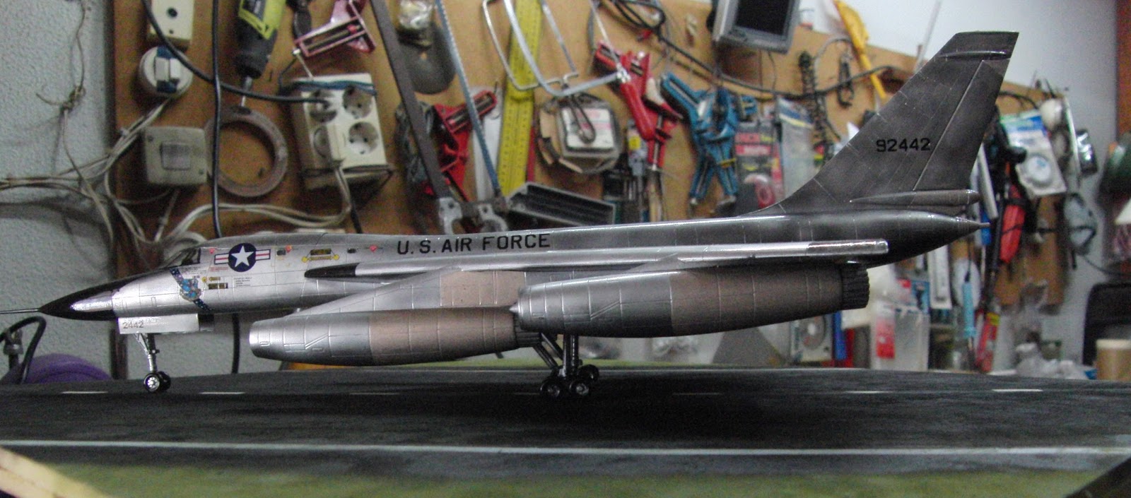 JN Model kits Review Italeri 1/72 B58 Hustler