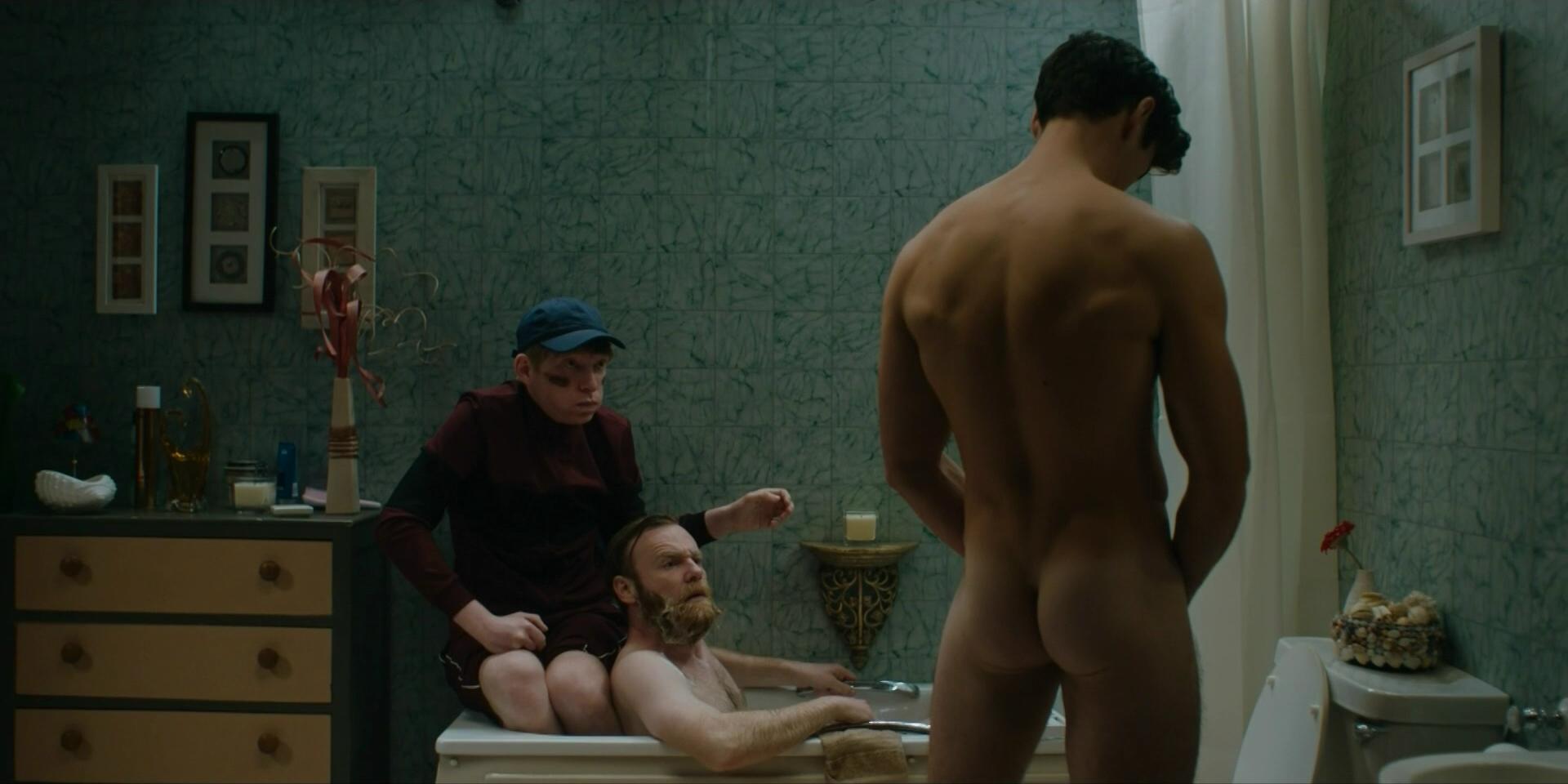 Paul Forman naked bum in Frank of Ireland S01E03.