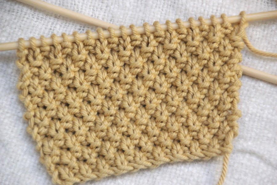 Punto de arroz doble